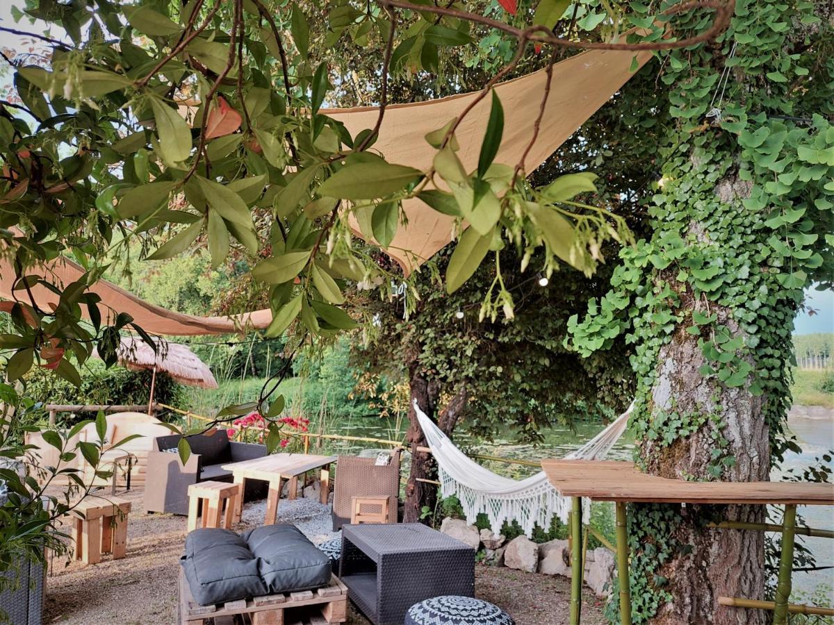 Moulin De Monpoisson Bed & Breakfast Le Puy Bagian luar foto